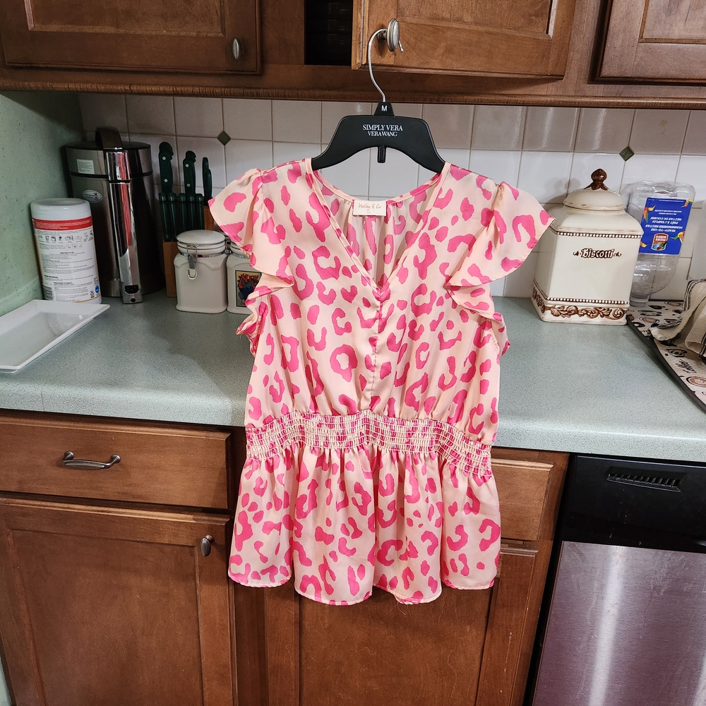 Vibrant Pink Leopard Print Blouse with Ruffled Sleeves